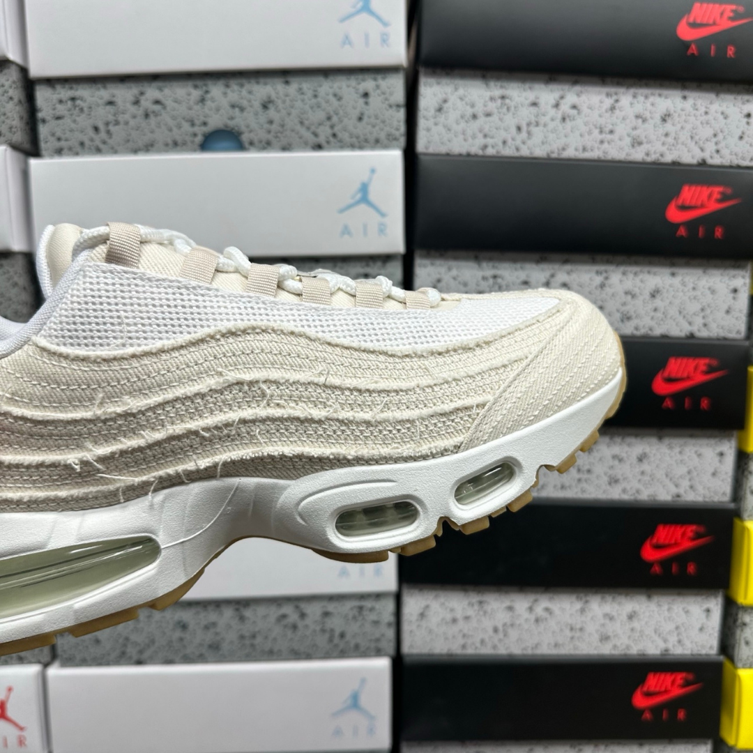 Air Max 95 x Levi's - Light Orewood Brown