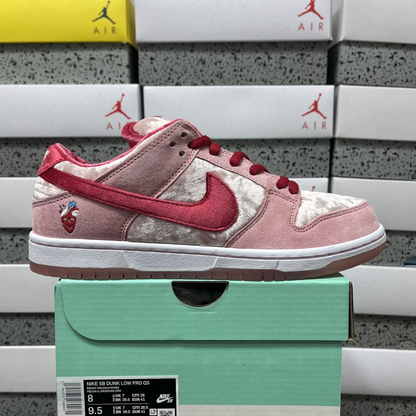 Nike SB Dunk Low Pro - StrangeLove