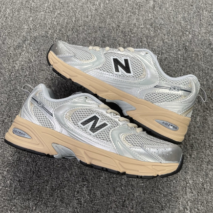 New Balance 530 - Vintage Silver Moonbeam