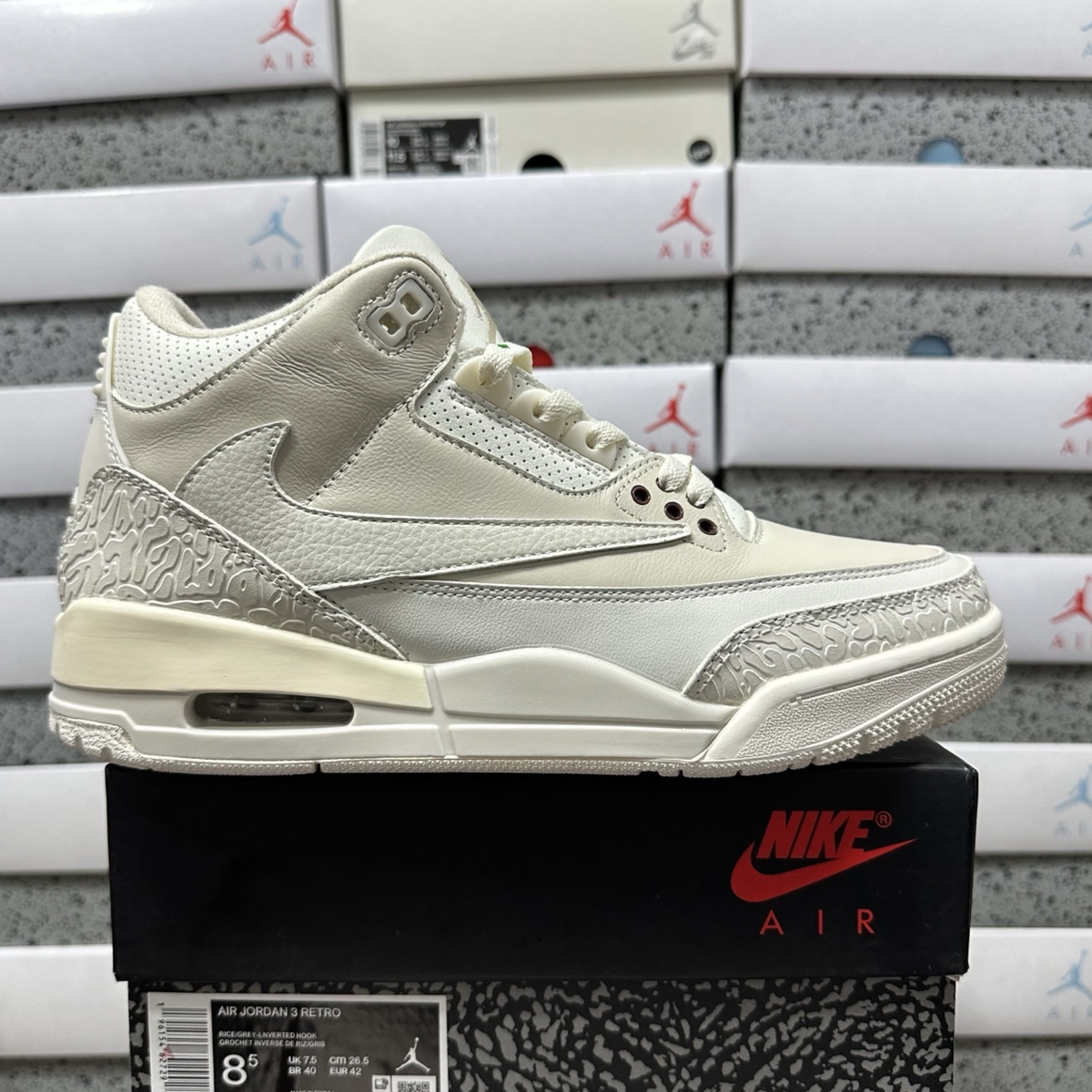 Travis Scott X Air Jordan 3 Retro  SP - Cactus Jack