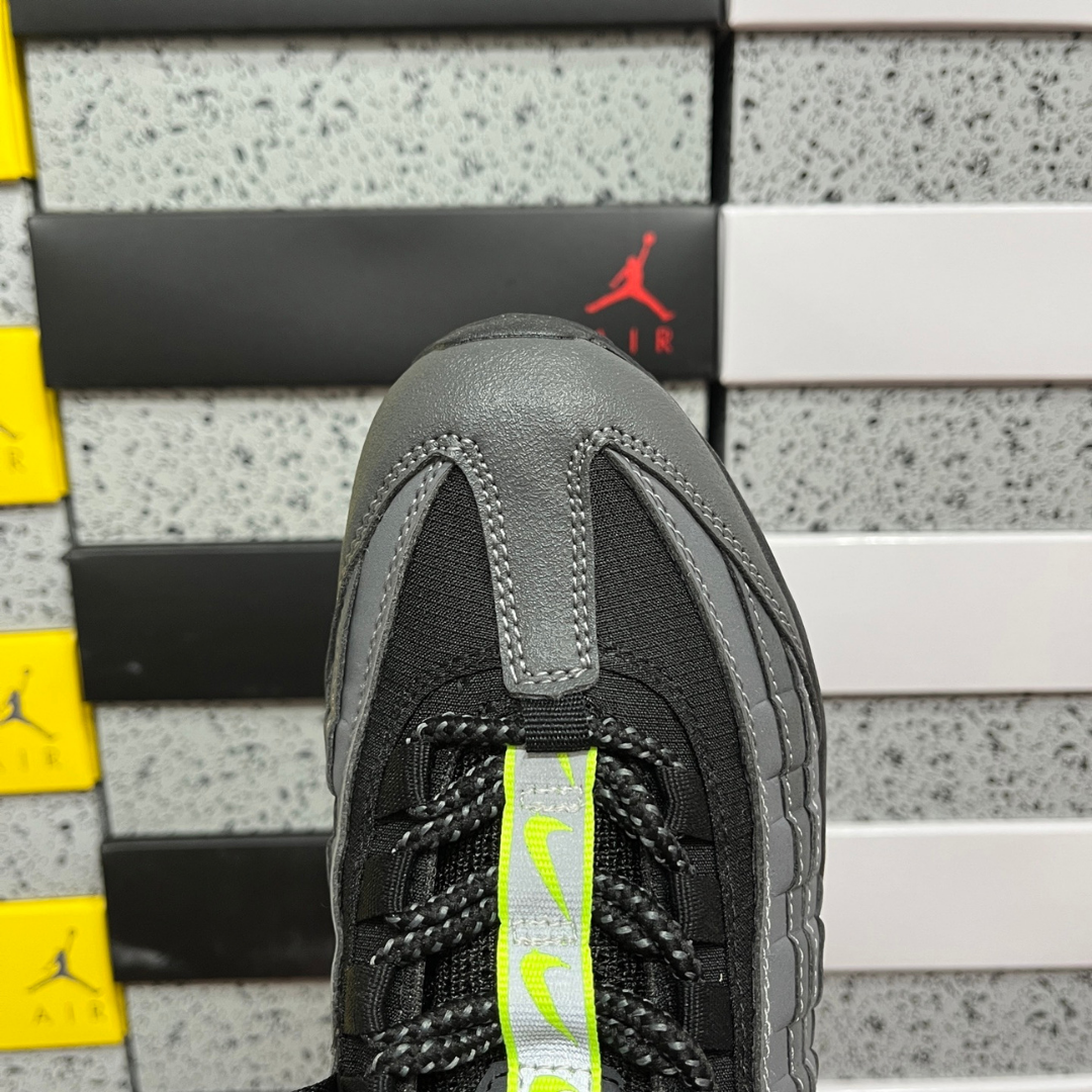 Air Max 95 - Neon Pulse