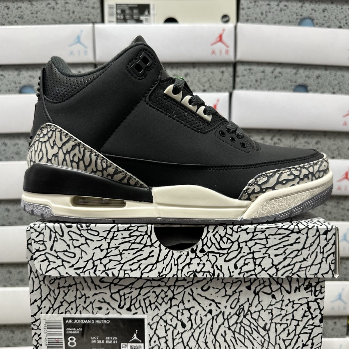 Air Jordan 3 Retro - Off Noir