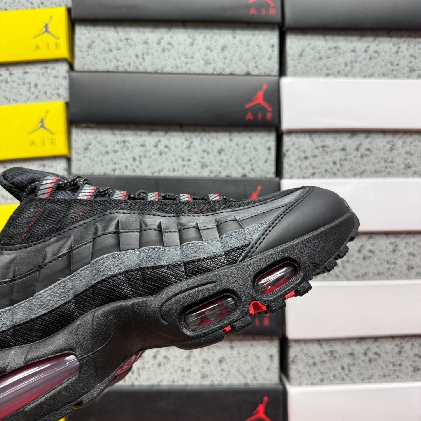 Air Max 95 - Black University Red