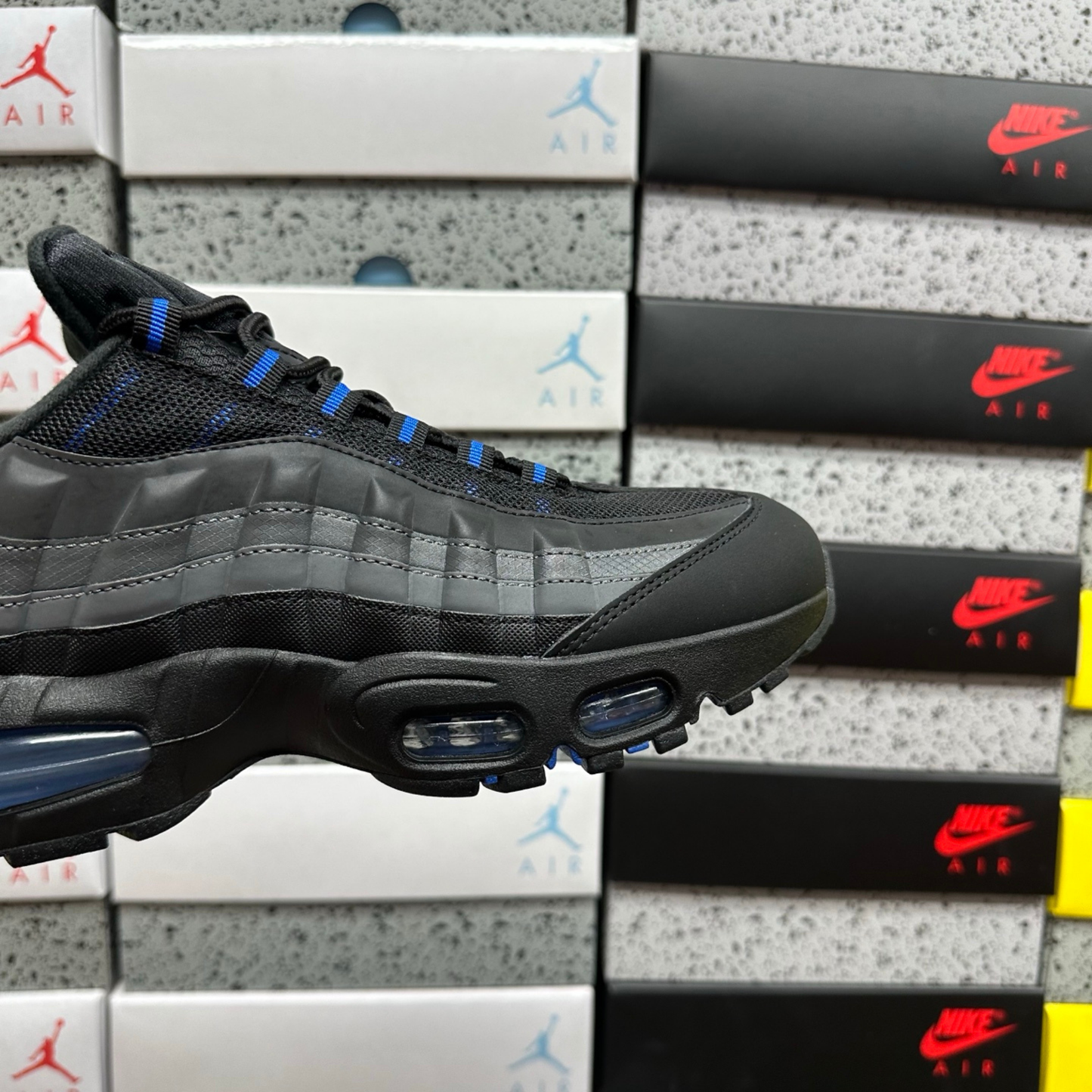 Air Max 95 - Black Hyper Royal