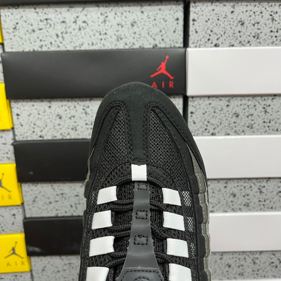 Air Max 95 -  Grey Gradient
