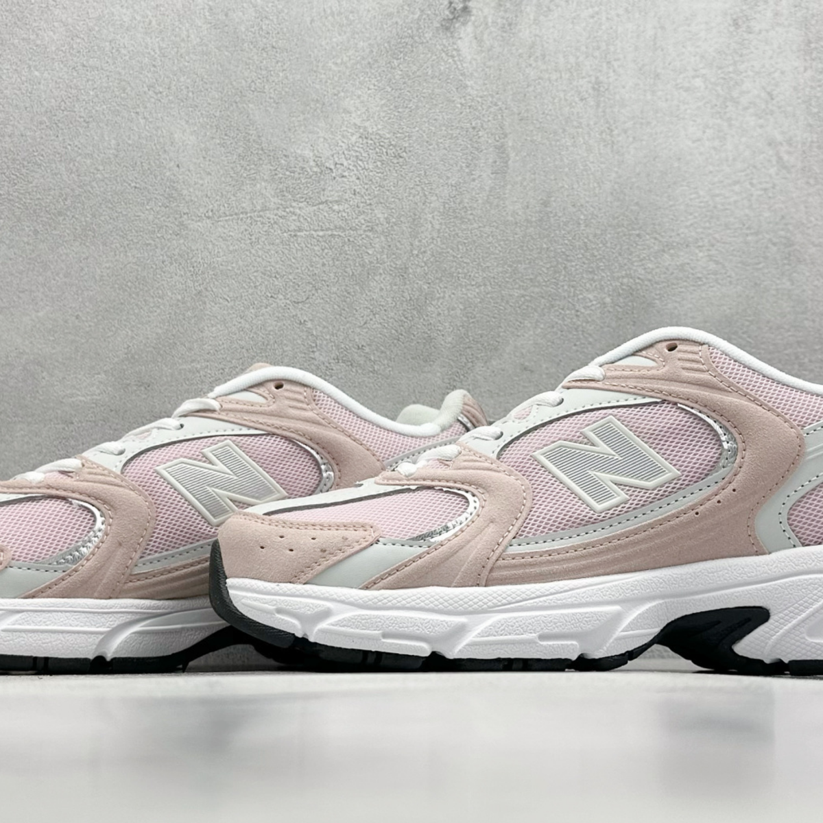 New Balance 530 - Stone Pink