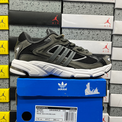 Adidas Response CL - Core Black Grey Five Carbon
